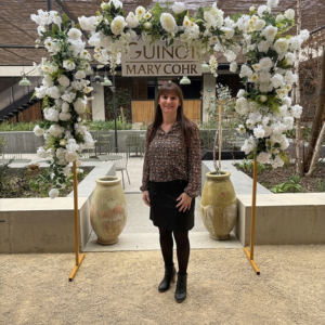 Bienvenue à Belle au Natur’Elle – Institut de beauté à Clermont-Ferrand Institut local spécialisé en soins du visage personnalisés, massages bien-être, drainage lymphatique manuel et épilation professionnelle. Avec 10 ans d’expérience et l’expertise des soins Mary Cohr, nous vous accueillons dans une ambiance relaxante pour révéler votre beauté naturelle. dccd Institut situé au 9 Rue Jules Guesde, Clermont-Ferrand (63) – Réservez votre soin en ligne maintenant !